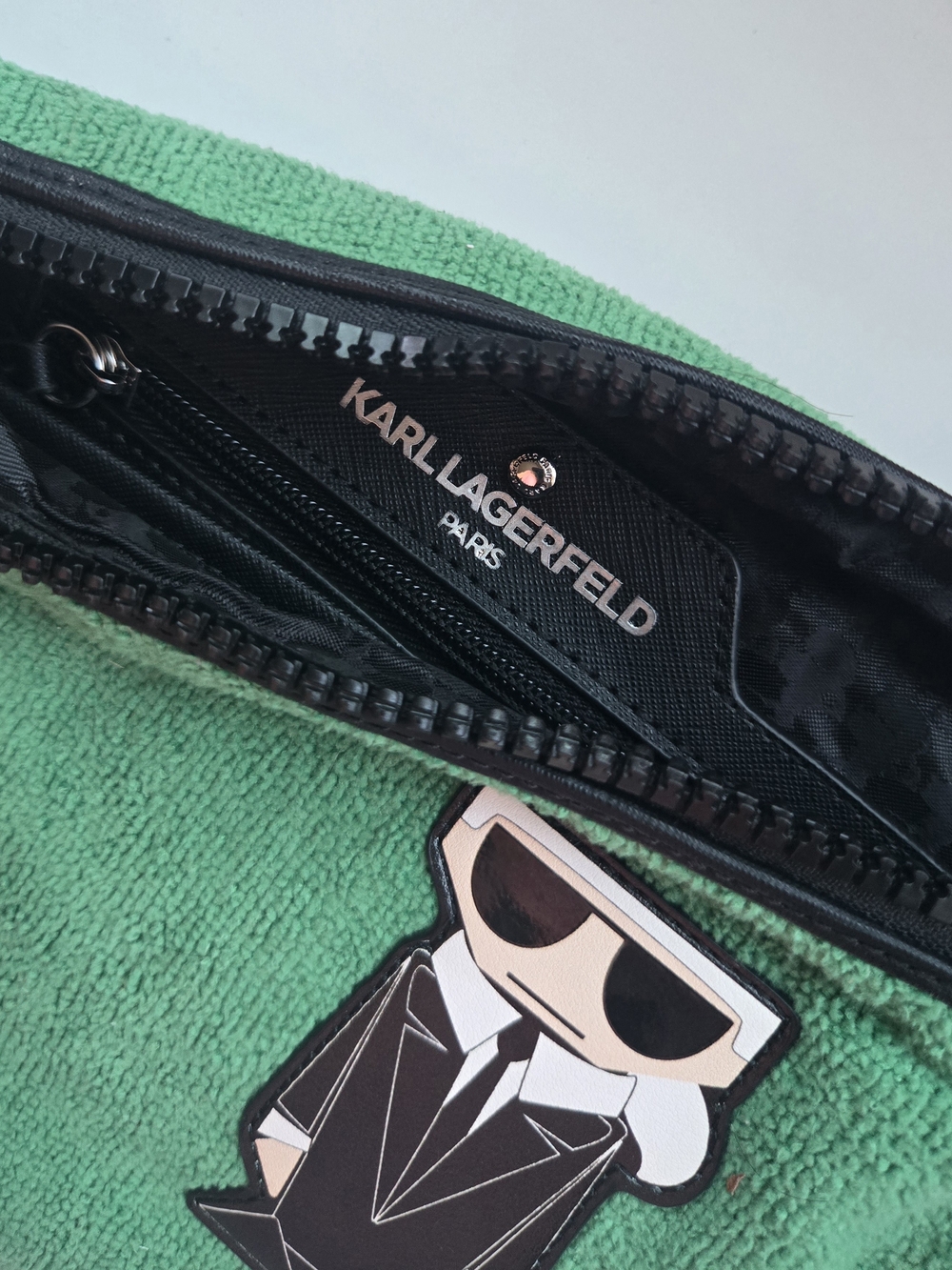 Karl Lagerfeld Paris K/Ikonik Green Belt Bag Fanny Pack Crossbody